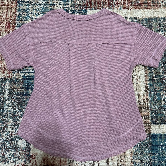 Spring/Summer Top - Picture 4 of 4